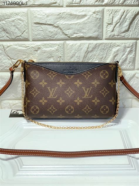 louis vuitton pouch bag with strap